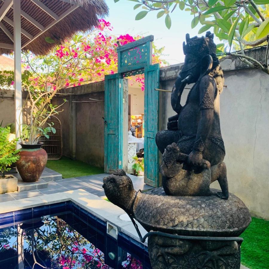 Mewali Villa'S Kuta  Bagian luar foto
