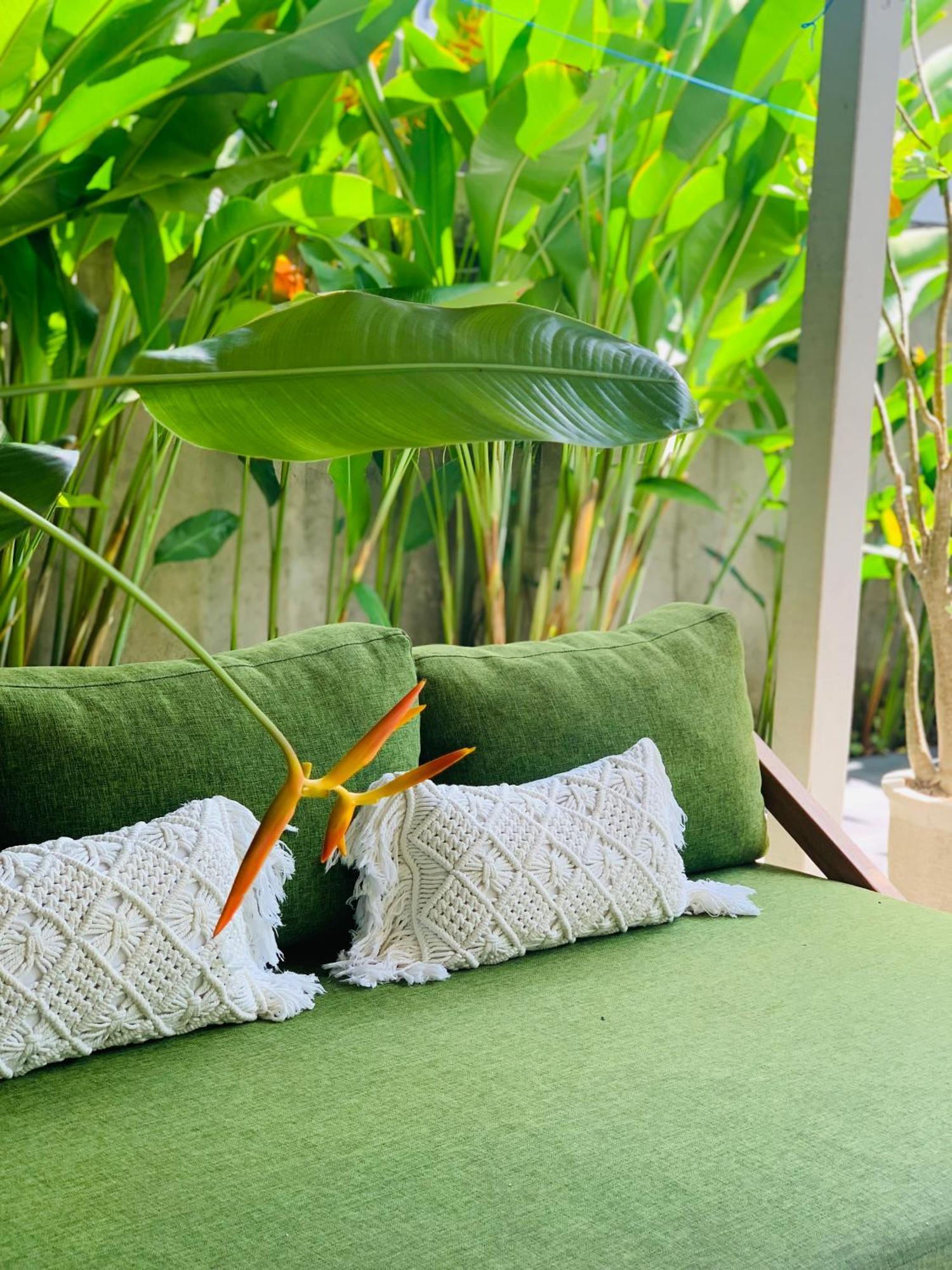 Mewali Villa'S Kuta  Bagian luar foto