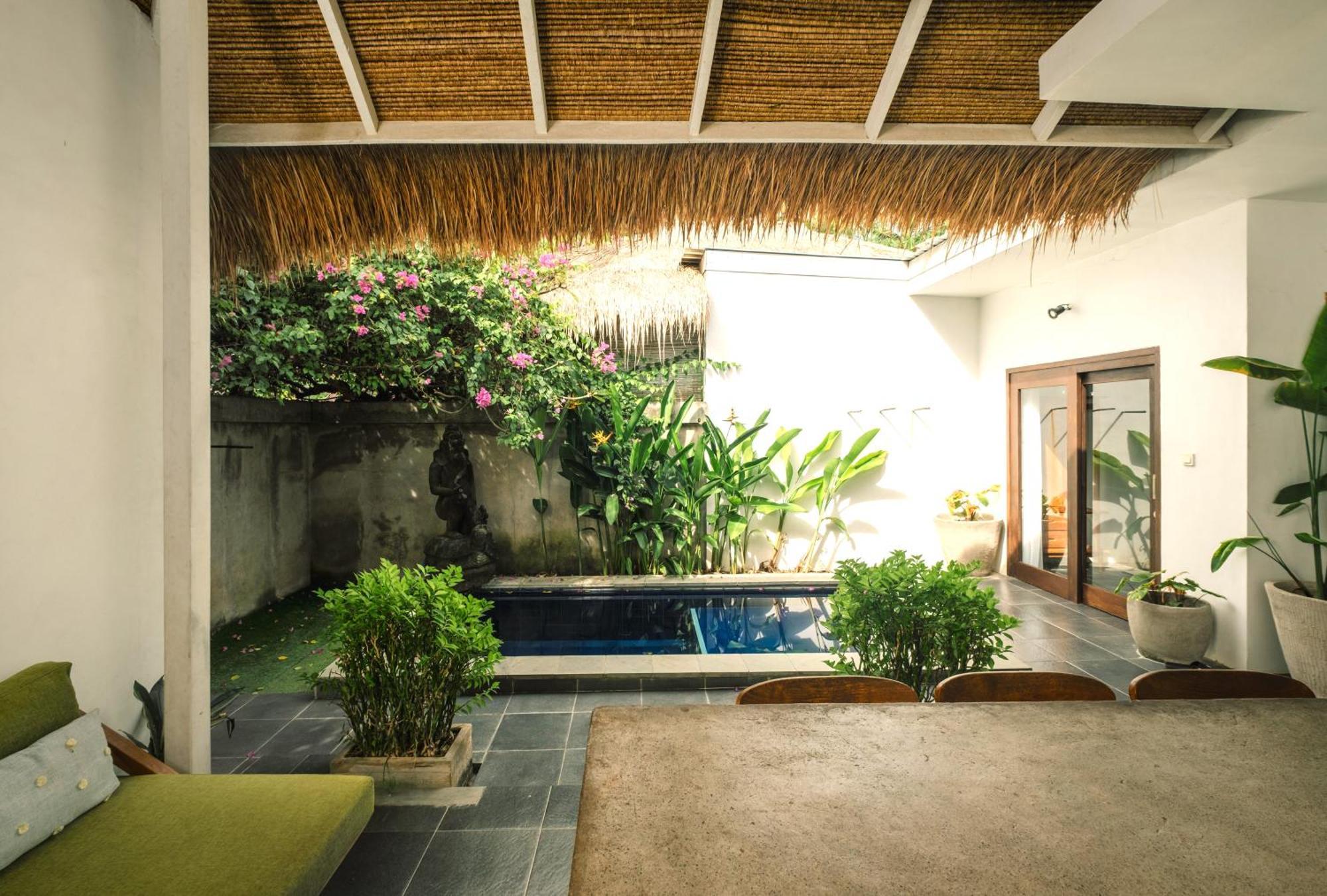 Mewali Villa'S Kuta  Bagian luar foto